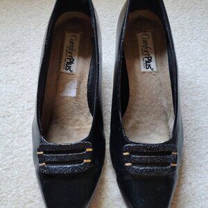 Liz Claiborne Riches Pewter Nappa Calf 9M Black